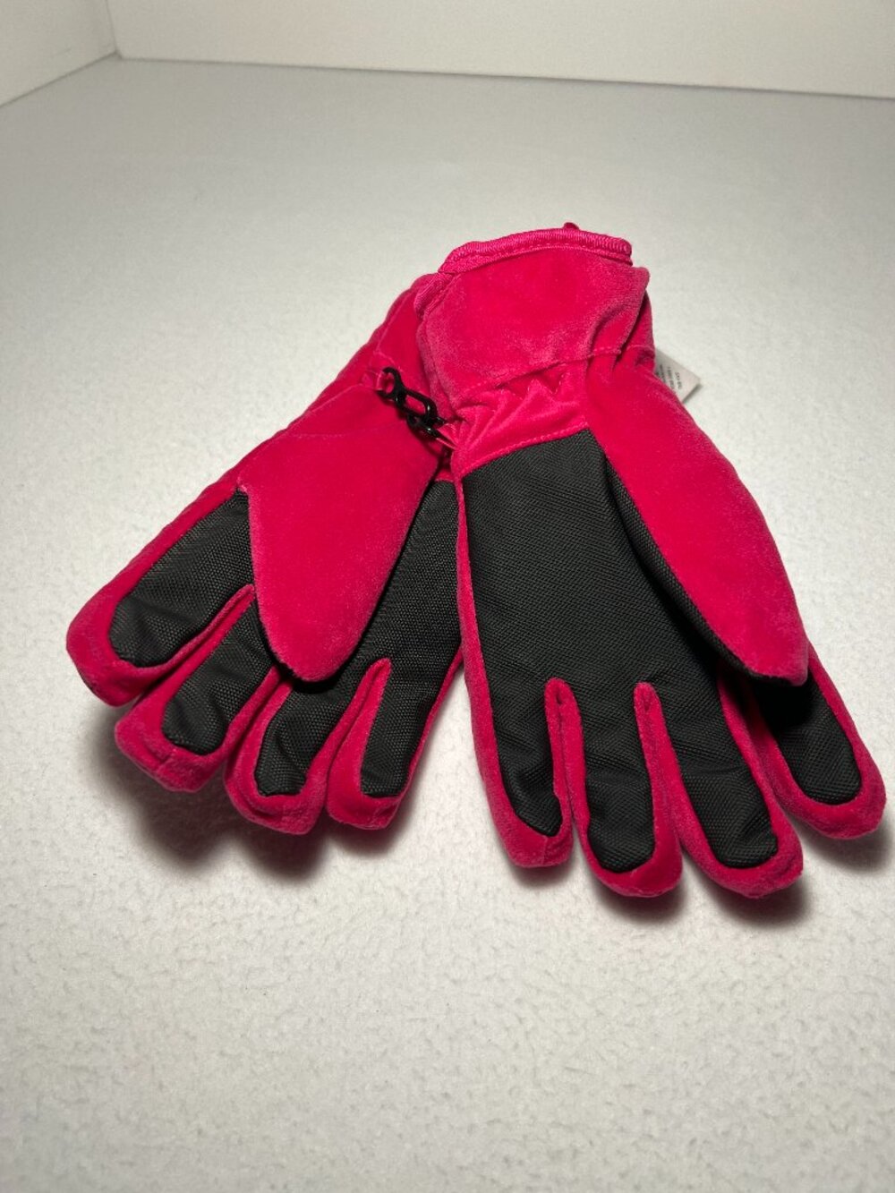 Swiss Tech Size Small Bright Pink Winter Gloves